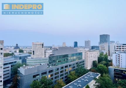 Śródmieście, mieszkanie 3-pokojowe w centrum Warszawy